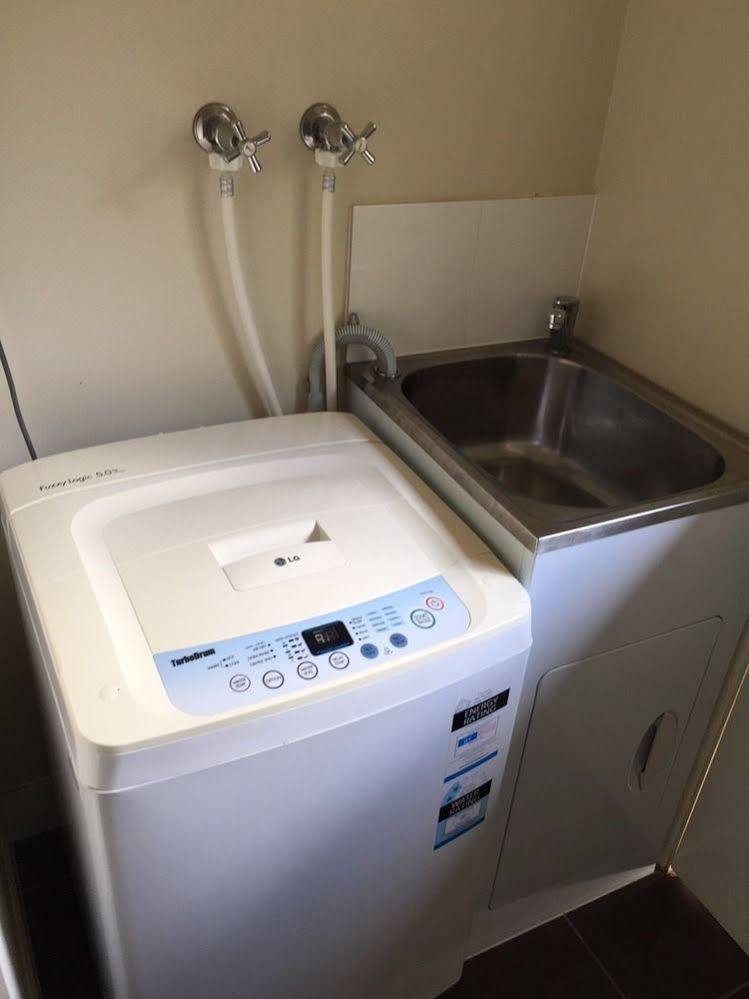 Holland Park Motel Brisbane Zewnętrze zdjęcie